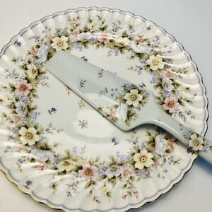 Vintage Grace Exceed Bon Cake Plate w Server 10.5” Floral Design
